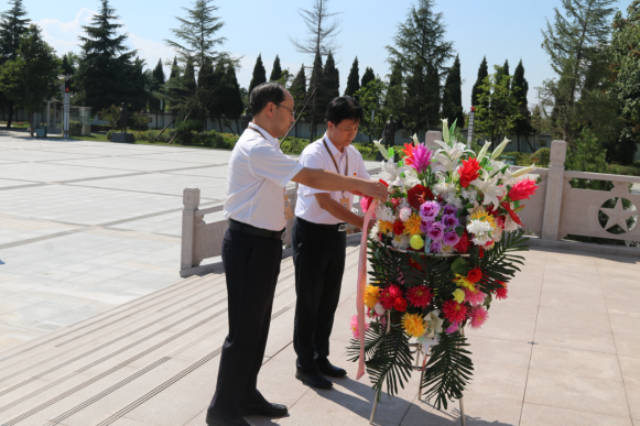 新陜健醫(yī)集團(tuán)機(jī)關(guān)黨支部主題黨日活動(dòng)新聞稿(1)375.png